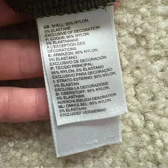 The North Face Black Capris - Picture 10 of 16